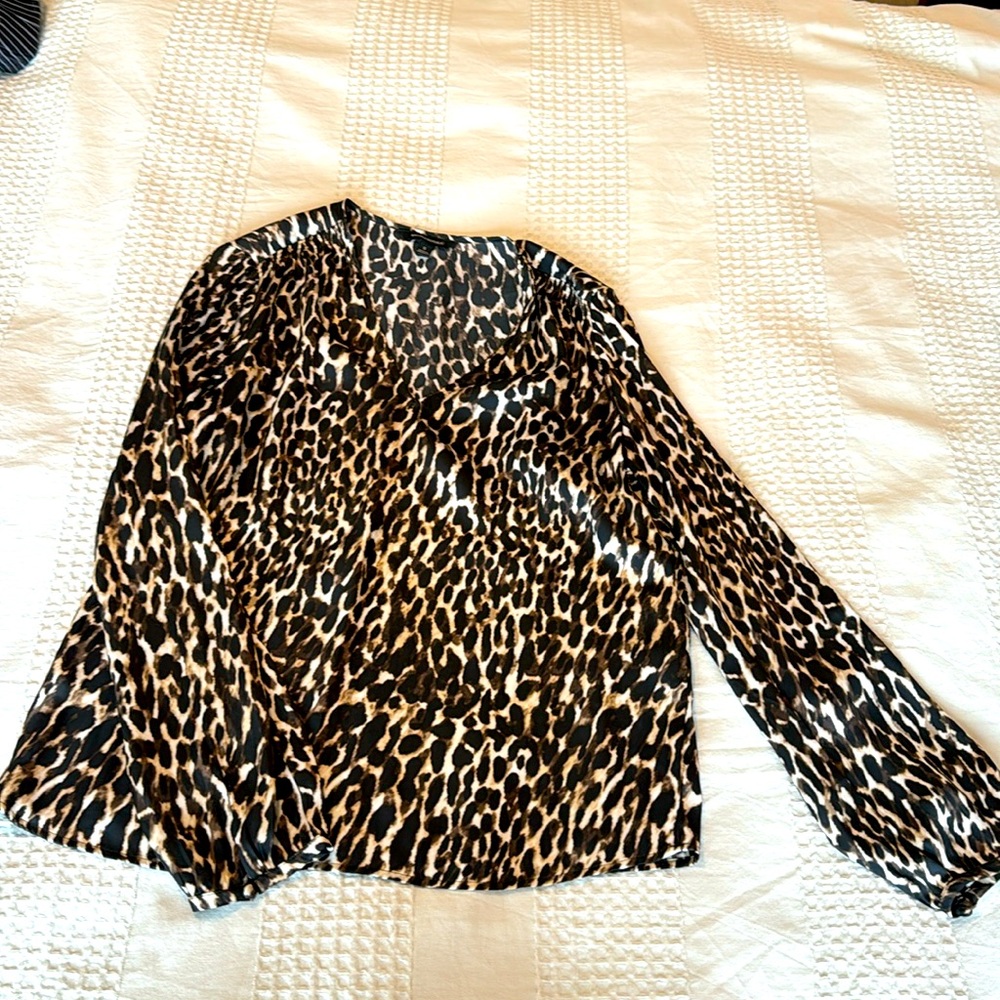 Express long sleeve animal satin blouse S